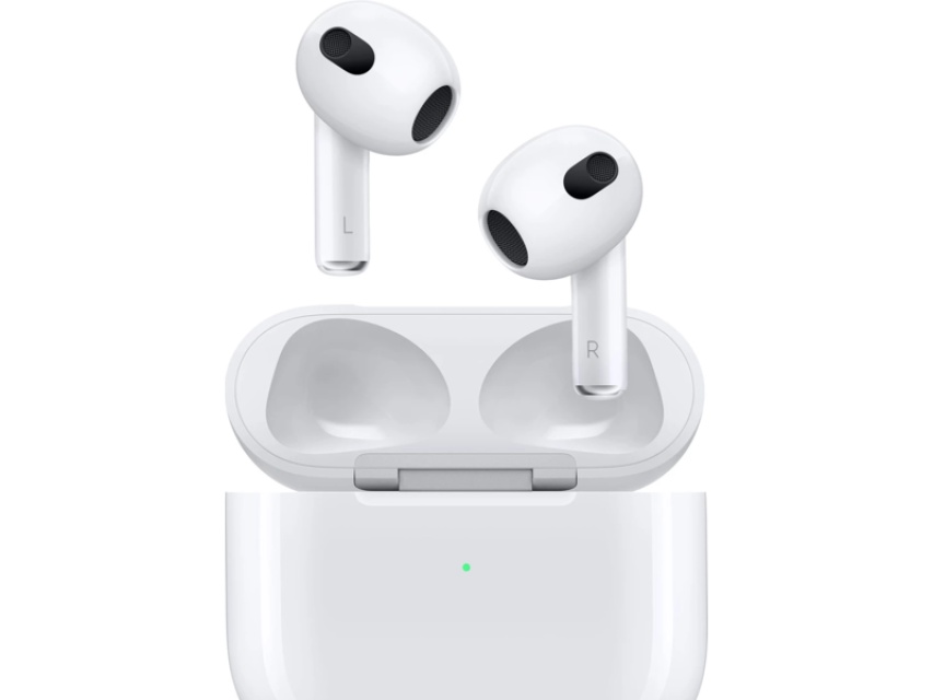 Apple AirPods (3rd Gen) with Lightning Charging case